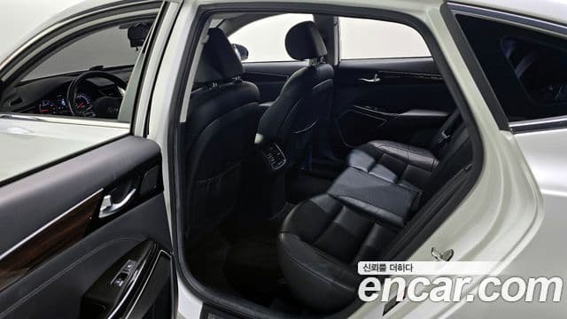 Kia All New K7 3.0 LPI Luxury (арендный автомобиль), 2018 11