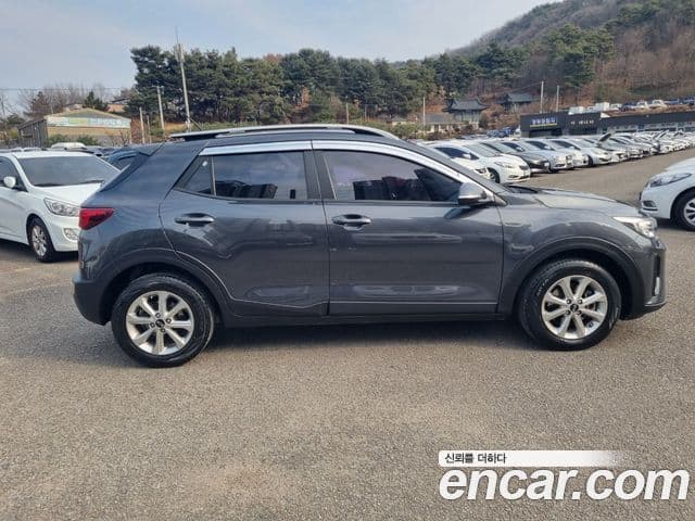 Kia Stonic Deluxe, 2018 8