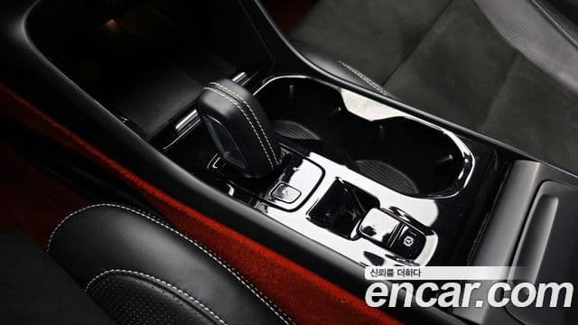 Volvo XC40 B4 R-Design, 2021 9