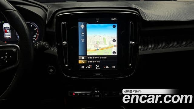 Volvo XC40 B4 R-Design, 2021 14