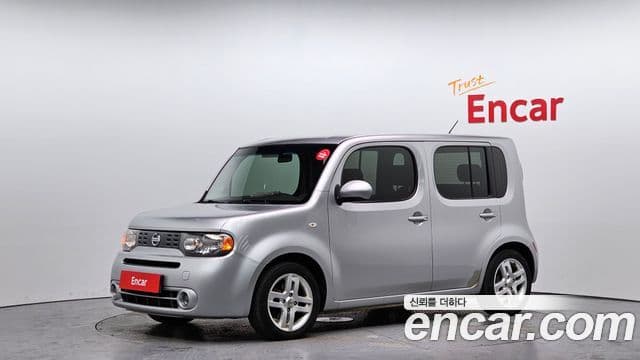Nissan 큐브 Z12, 2011 1