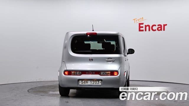 Nissan 큐브 Z12, 2011 4