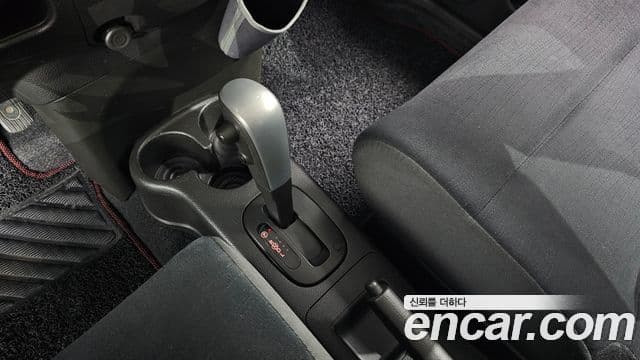 Nissan 큐브 Z12, 2011 9