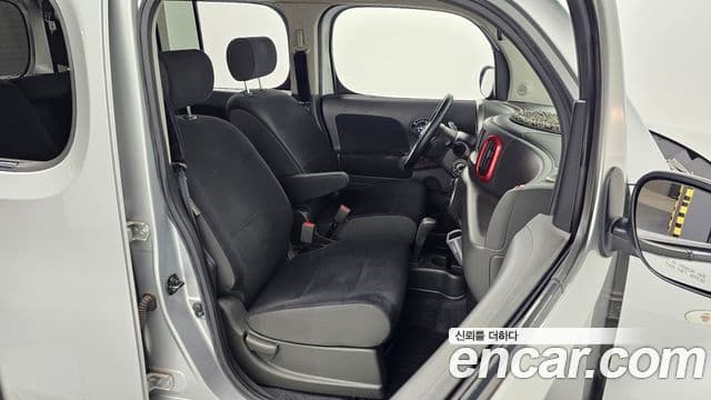 Nissan 큐브 Z12, 2011 10