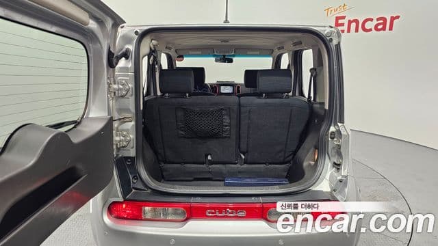 Nissan 큐브 Z12, 2011 20