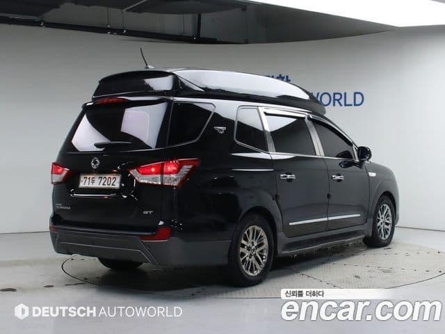 KG모빌리티(SsangYong) Korando 투리스모 4WD Chateau 11인승, 2014 2