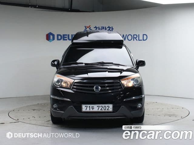KG모빌리티(SsangYong) Korando 투리스모 4WD Chateau 11인승, 2014 3