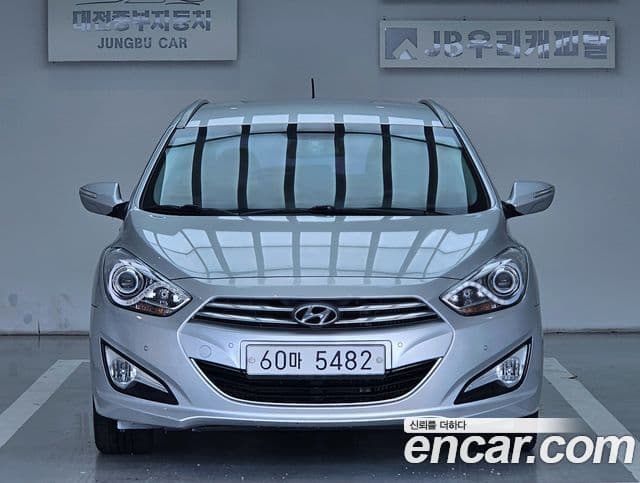 Hyundai i40 Modern, 2012 1