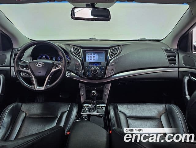 Hyundai i40 Modern, 2012 16