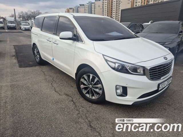 Kia All New Carnival Prestige, 2017 3