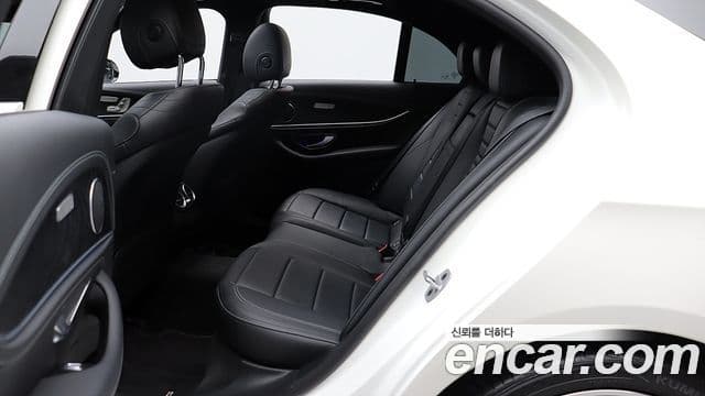 Mercedes-Benz E-класс W213 AMG Line, 2021 18