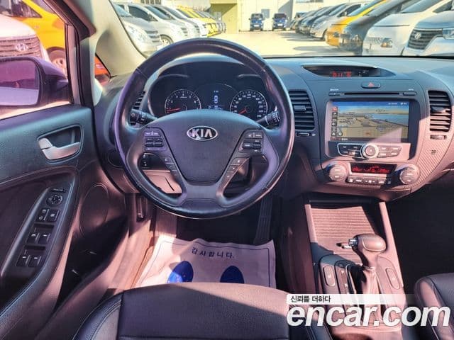 Kia K3 Trendy, 2014 9