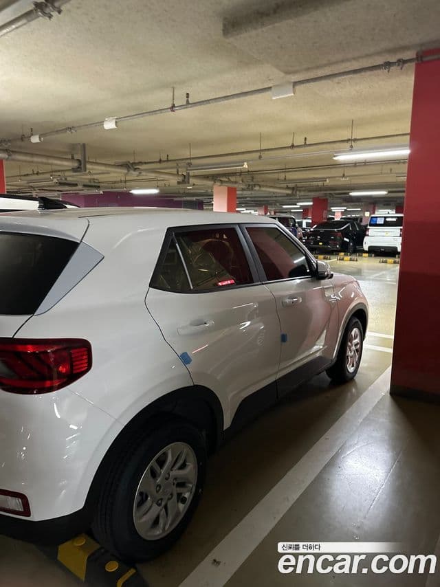 Hyundai Venue Premium, 2026 10