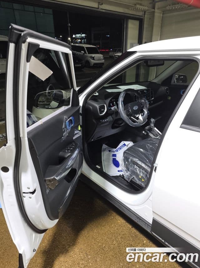 Hyundai Venue Premium, 2026 6