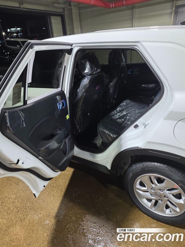 Hyundai Venue Premium, 2026 8