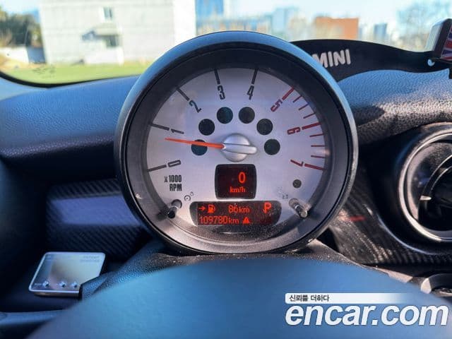 Mini Cooper D 2세대, 2013 17