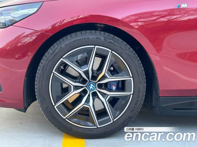 BMW i5 (G60) eDrive 40 M Sport, 2025 все фото