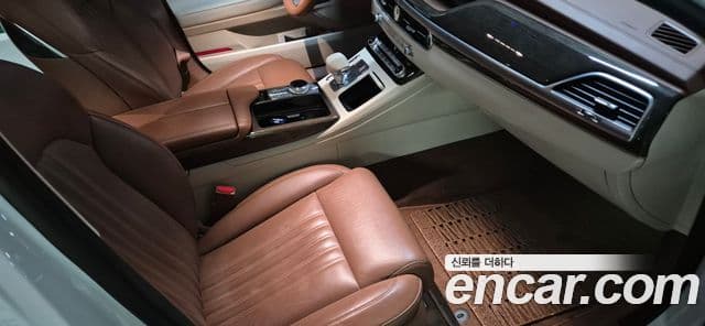 Genesis G90 Luxury, 2019 15