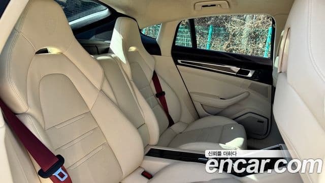 Porsche Panamera (971) 4.0 GTS, 2022 15