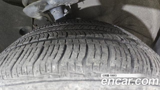 Hyundai YF Sonata LPI Deluxe, 2011 4