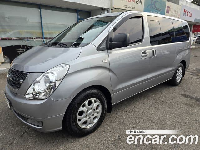 Hyundai Grand Starex CVX Premium, 2014 1