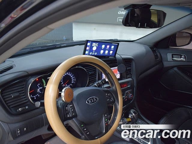 Kia K5 гибрид Prestige, 2013 8