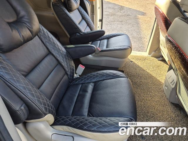 Kia All New Carnival Magic Space, 2017 17