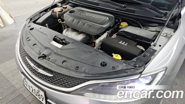 크라이슬러 200 2세대 2.4 C, 2015 6