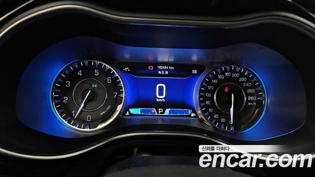 크라이슬러 200 2세대 2.4 C, 2015 8