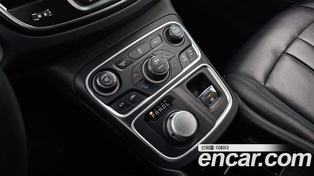 크라이슬러 200 2세대 2.4 C, 2015 9