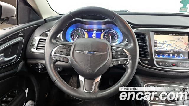 크라이슬러 200 2세대 2.4 C, 2015 13