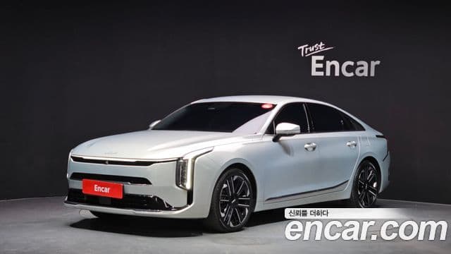 Kia The / новый New K8 Noblesse, 2025 1