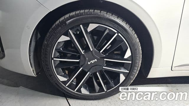 Kia The / новый New K8 Noblesse, 2025 все фото