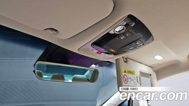 Kia The / новый New K8 Noblesse, 2025 18