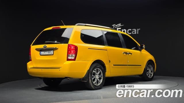 Kia Carnival R люксовая версия, 2013 10