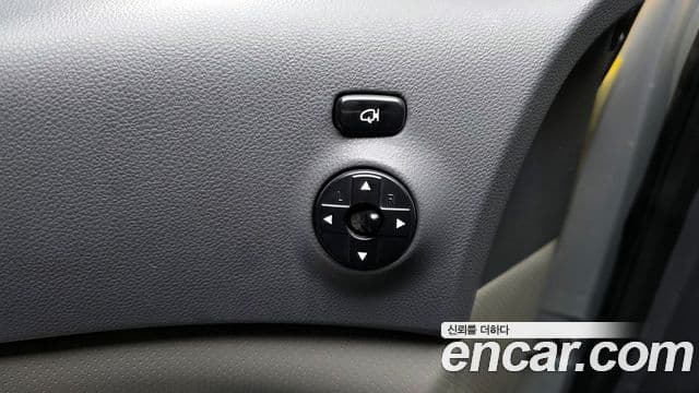 Kia Carnival R люксовая версия, 2013 18