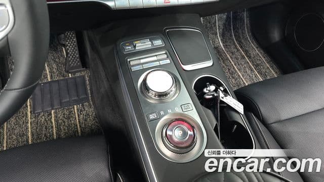 Genesis GV70, 2023 9