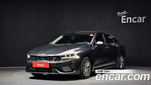 Kia K5 гибрид 3세대 Signature, 2022 1