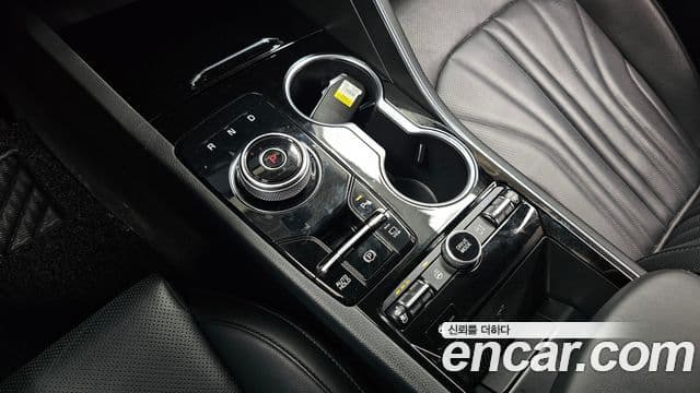 Kia K5 гибрид 3세대 Signature, 2022 9