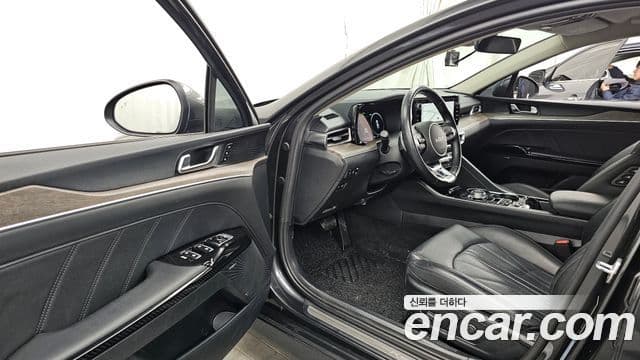 Kia K5 гибрид 3세대 Signature, 2022 10