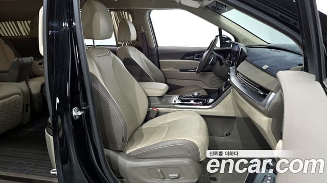 Kia Carnival 4세대 Signature, 2022 10