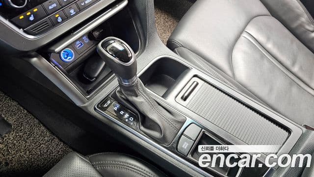 Hyundai LF Sonata 2.0 Smart, 2016 9