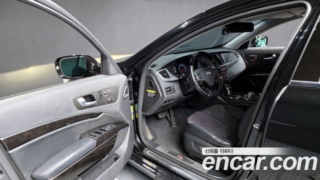 Kia K9 Executive, 2014 10