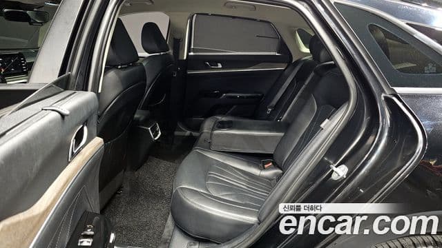 Kia K5 3세대 Signature, 2021 12