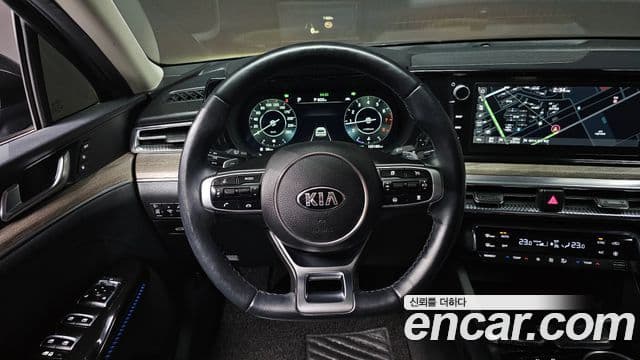 Kia K5 3세대 Signature, 2021 13