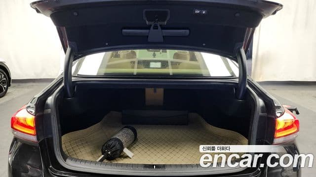 Genesis G80 Premium Luxury, 2019 20