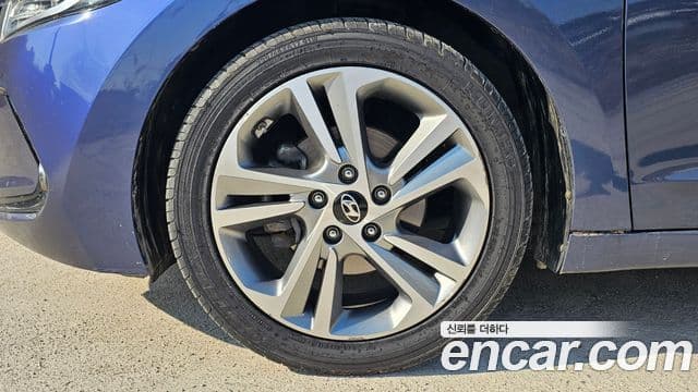 Hyundai Avante AD 1.6 GDI Value Plus, 2018 все фото