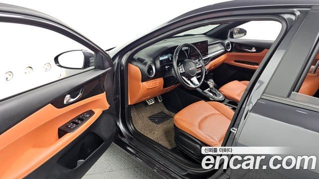 Kia The / новый New K3 2세대 Prestige, 2023 12