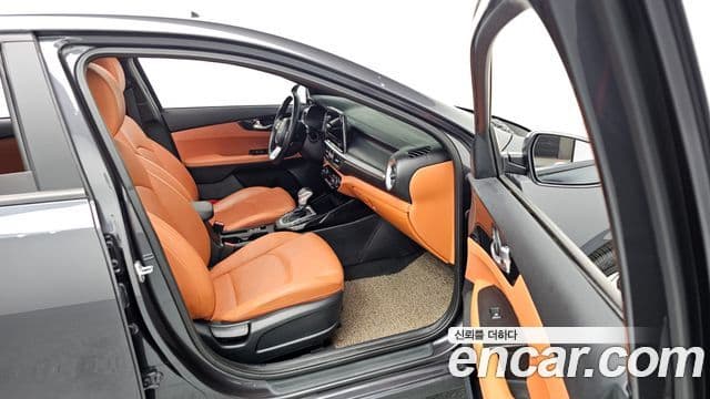 Kia The / новый New K3 2세대 Prestige, 2023 10