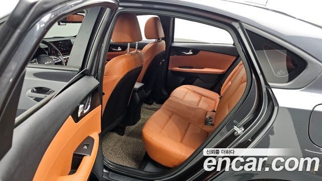 Kia The / новый New K3 2세대 Prestige, 2023 все фото